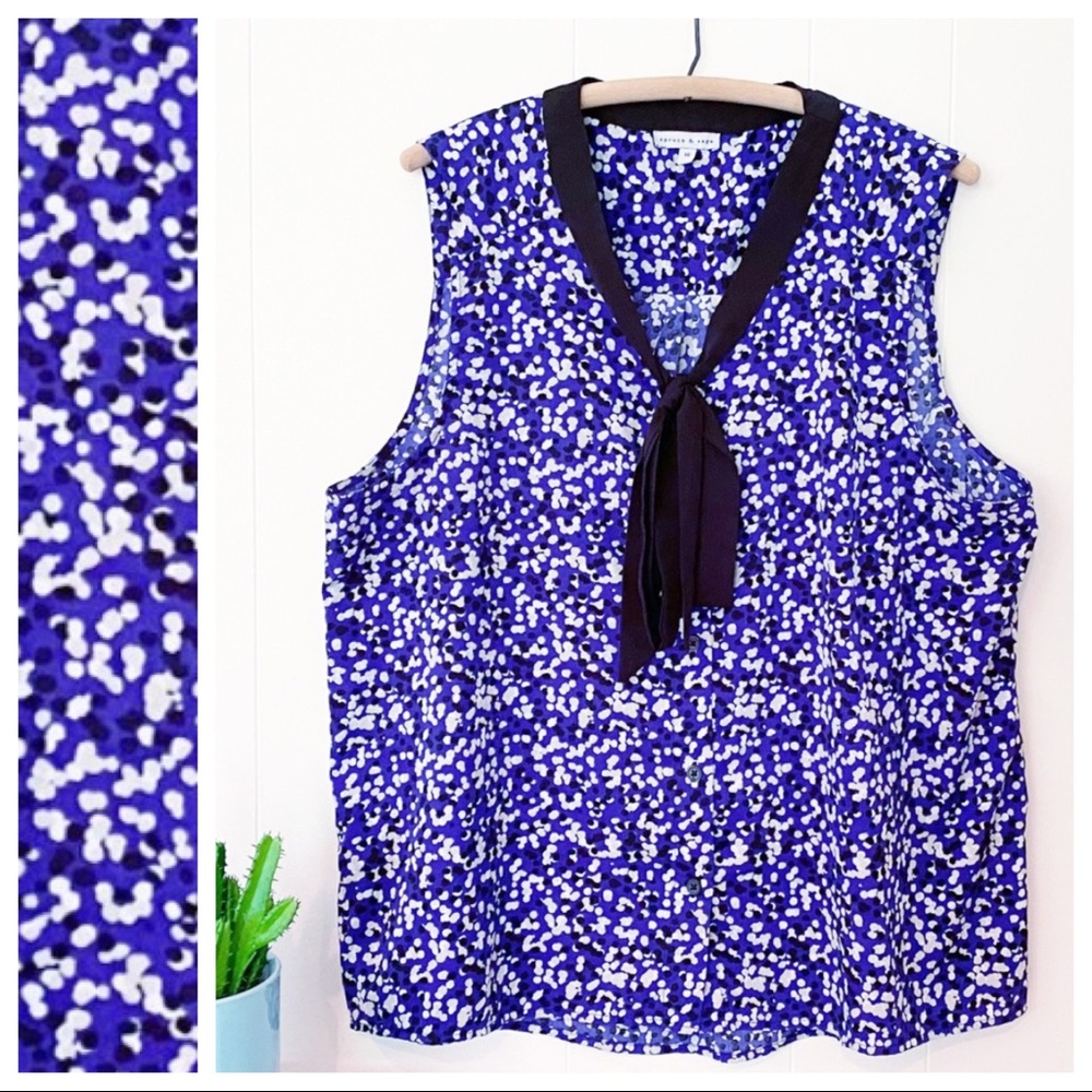 ❌SOLD❌Spruce & Sage Abstract Dotted Tie Front Tank